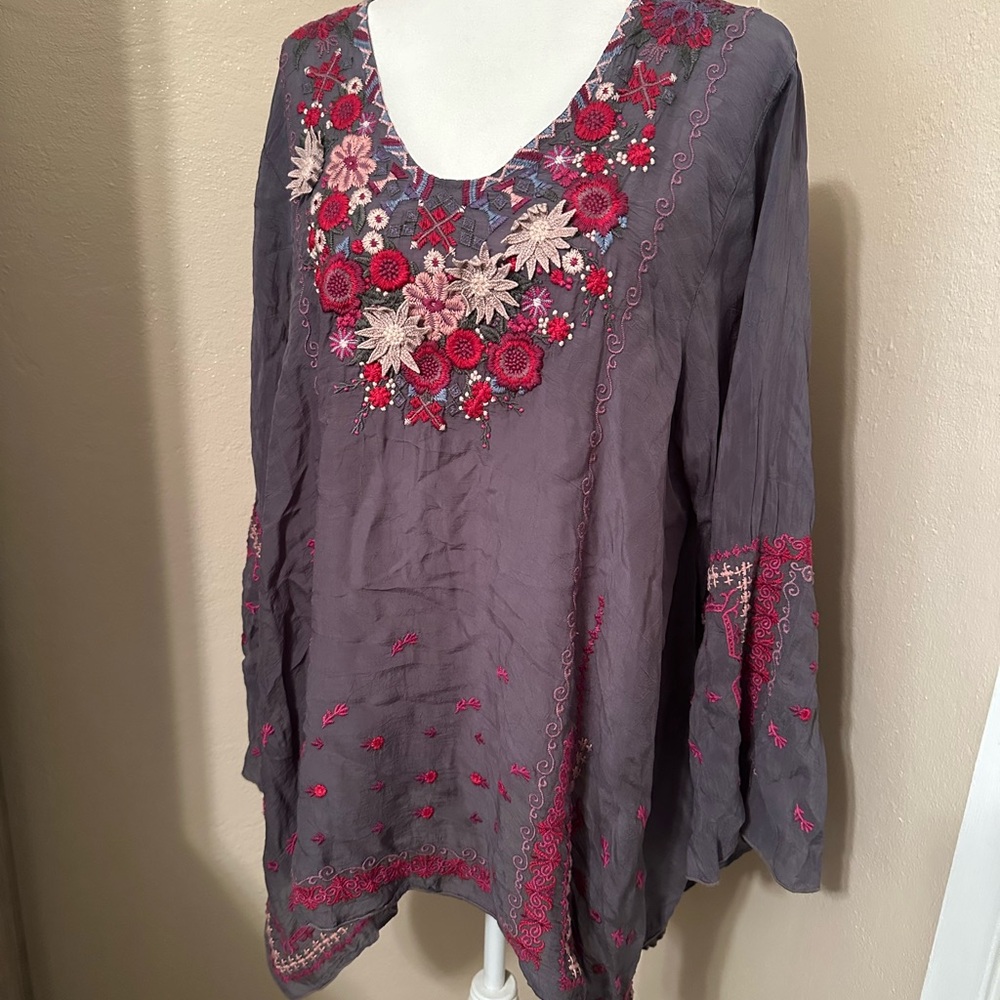 Embroidered Gray and Pink Women's Top Johnny Was